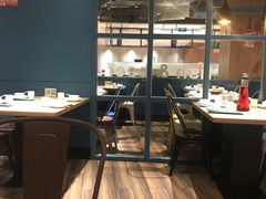 大堂-小鱼小牛·鱼牛干锅·脆鱼火锅(世欧广场店)