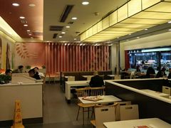 大堂-肯德基(虹桥机场T2北指廊精选外卖点店)