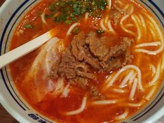 -鑫花溪牛肉米粉(东环大润发店)