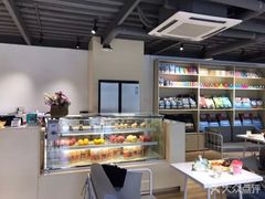 -听TA说宠咖·宠物生活馆(天韵水岸店)