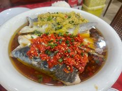 双色鱼头-毛家湘味楼(虹梅店)