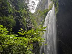 -龙水峡地缝景区
