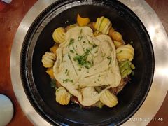 -万里闯关东铁锅炖菜馆(高新旗舰店)