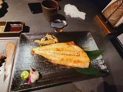 -铭牛烧肉·和牛海鲜自助(高新月牙湖店)