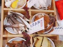 -阿婆情腊排骨火锅(金虹路店)