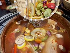 -阿山卓·野生菌火锅·纳西火塘烤肉