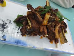 -伊源鼎盛餐饮服务有限公司