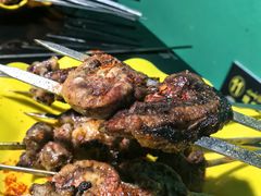 -烤肉小伙烤肉店