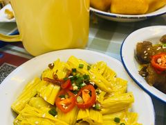 -三镇卤货二公司(汉街店)