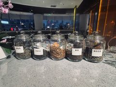 -小大董·烤鸭(观景餐厅·南京西路店)