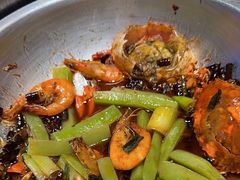 -七欣天香辣蟹火锅(上海银亿滨江店)