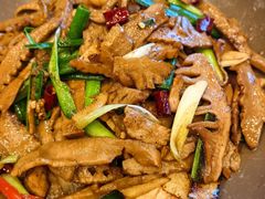 -侬佳蒸菜馆(听潮店)