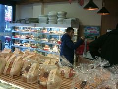 -圣百岁烘焙(文化路店)