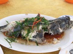 -鑫悦楼煎蟹·16年海鲜大排档