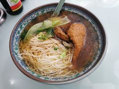 红烧猪扒汤面-食惠里小笼包面馆(越秀店)