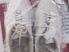 -翰皇直营洗衣洗鞋(望京鹿港店)