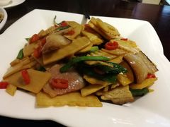 -温汤大酒店餐厅