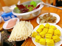 -苗伯妈酸汤火锅