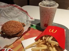 -麦当劳(秣陵路店)