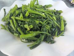 -范饭椰林川湘味海鲜·椰子鸡(三亚湾椰梦长廊店)