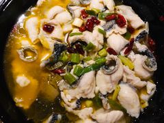 -钟掌勺忘不了地道湘菜(新天地假日广场店)