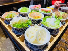 -聚汇三少·龙虾·中餐厅(莫邪路新天地店)