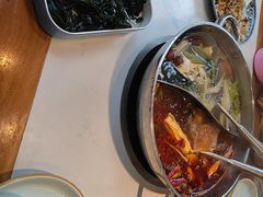 -乡土黄·鲜牛肉火锅·小龙虾(兴业街店)