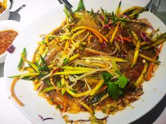 -关东小磨东北菜(漕河泾印象城店)