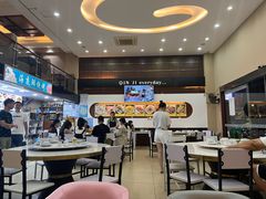 -覃记海鲜美食餐厅