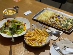 -HELLO 27 意面·沙拉·帕尼尼