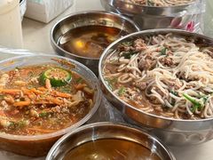 -正宗杨记普洱酸醋米线(总店)
