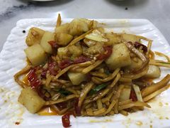 -红鼻子桂林米粉(金唐新光界店)