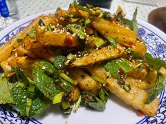 -蜗牛小馆醉乡民谣云南菜(惠新西里店)