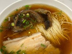 -老西白点心店