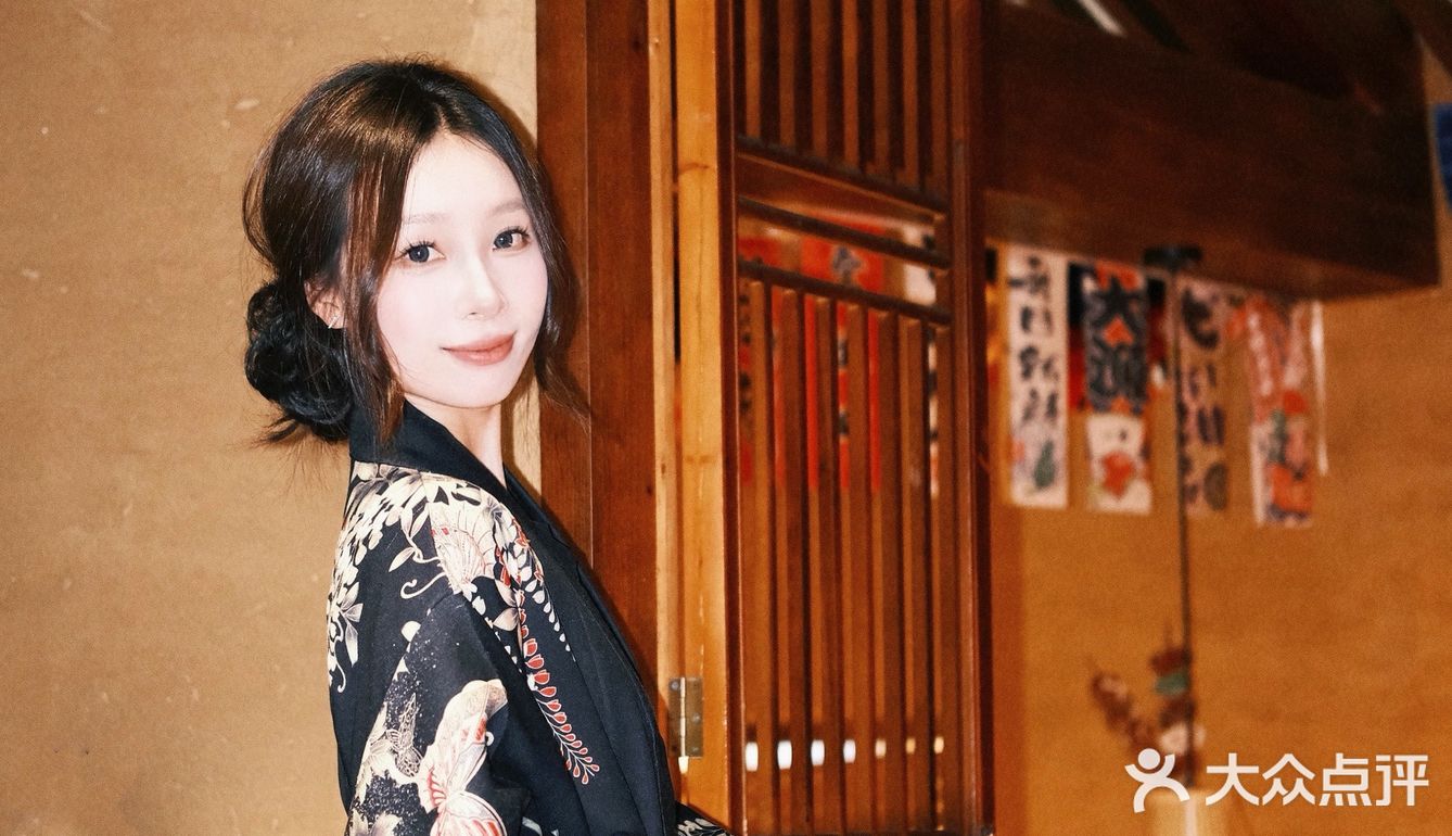 在台州 一家可以换装的日料店🍱