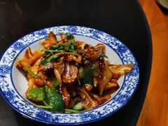 五香猪耳朵-锅来乐地锅鸡(安亭店)