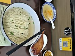 -百年老字号·观振兴蟹黄面·三虾面·苏式面(观前街富仁坊巷店)