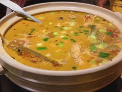 杂鱼煲-青桃餐厅