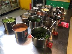 -钢管厂五区小郡肝串串香(滨江店)