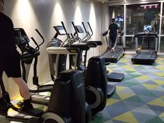 -立峰超越健身中心(先天下店)