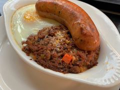 奶酪肉酱煎香肠-瑞食酒馆 La Taverne Suisse