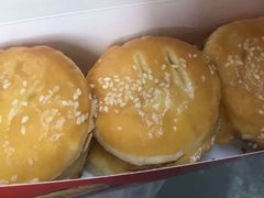 -华荣西饼屋(永护店)