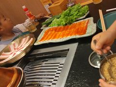 -臻牛烤肉