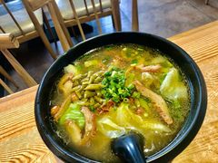 金牌牛肚米粉-顶香阁桂林米粉·柳州螺蛳粉(上地店)