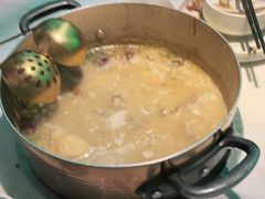 -六少·猪肚包鸡火锅(卓悦INTOWN店)