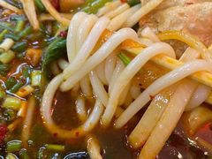 -红鼻子桂林米粉(金唐新光界店)