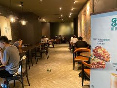 大堂-星巴克臻选(南京金茂览秀城店)