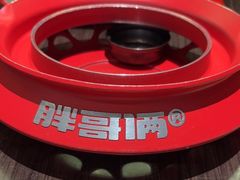 -胖哥俩肉蟹煲(湖滨银泰in77店)