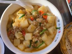 -富正毅三下锅·湘西韵味(天门山索道店)