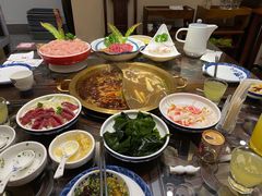 -小天鹅火锅·一线江景洪鼎旗舰店(洪崖洞店)